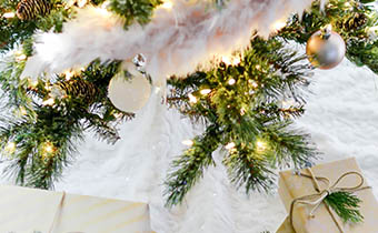 Christmas light displays